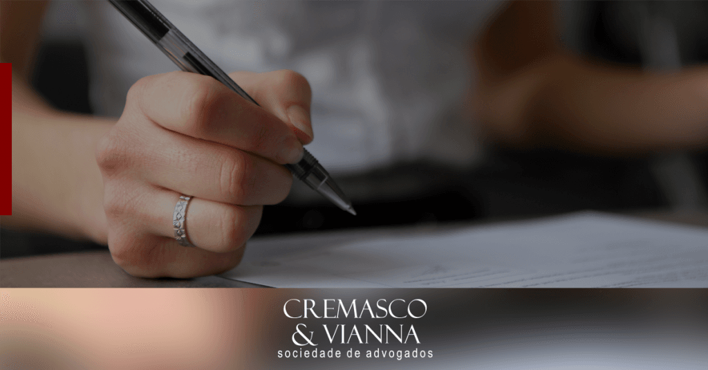 Restabelecimento do nome de solteira também é possível com a morte do cônjuge