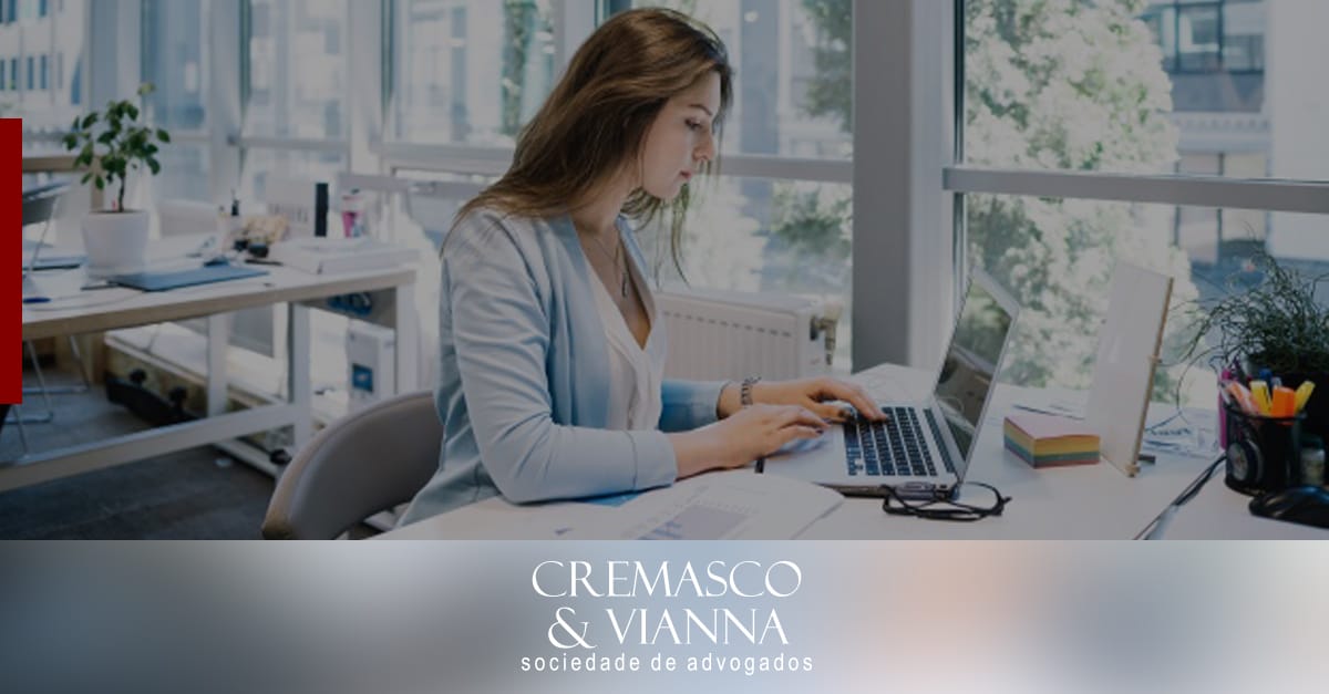 Corretora de seguros obtém reconhecimento de vínculo de emprego