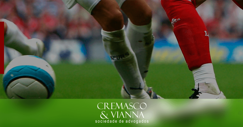 Valor pago como direito de imagem não integra salário de jogador, diz TRT-7